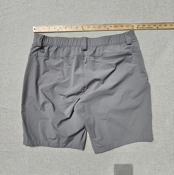 Alaskan Hardware Men's Grey Athletic Shorts Lightweight with zip pockets Size 36 - Picture 3 of 13